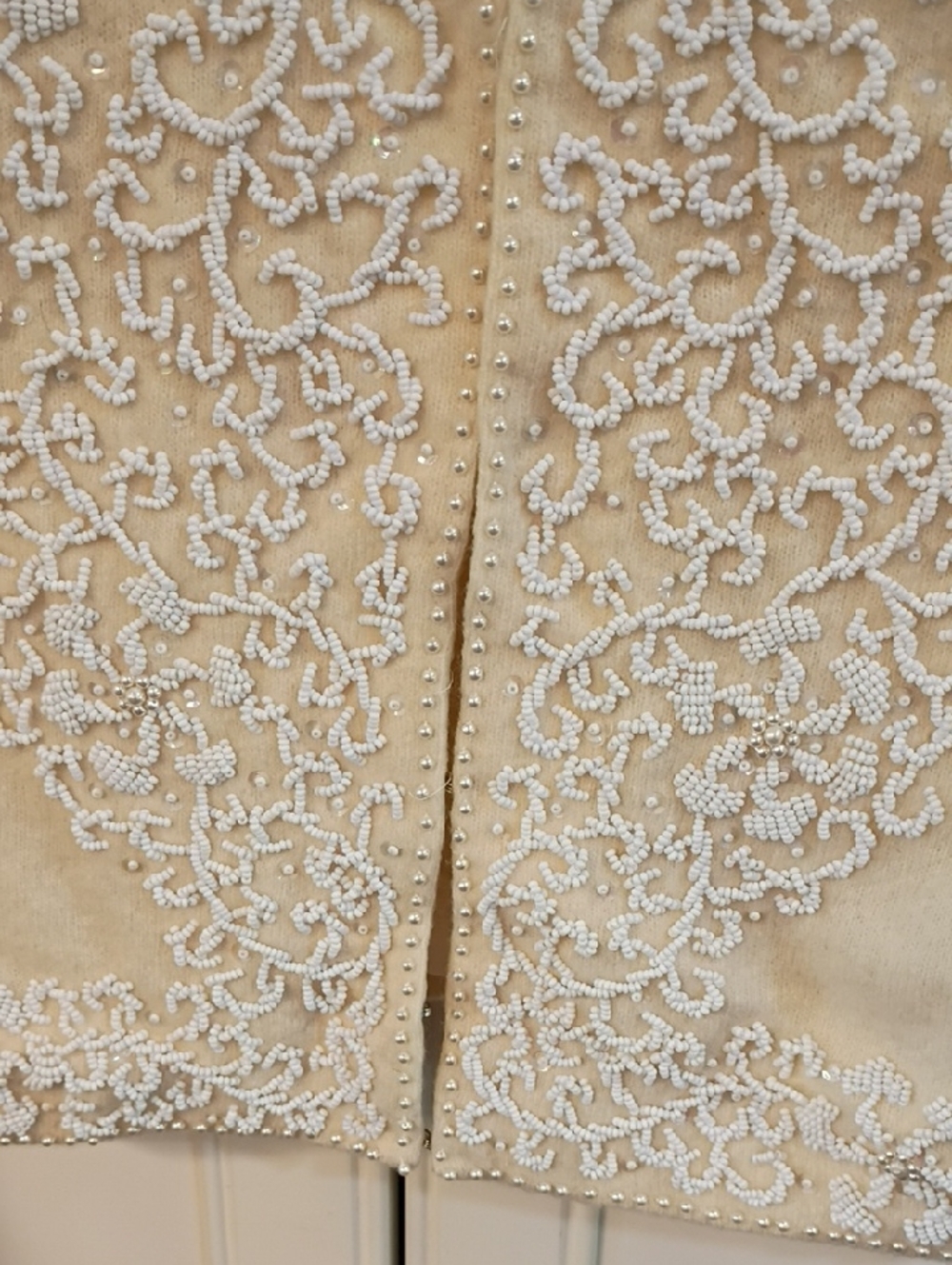 Vintage Cream Beaded Cropped Cardigan - Picture 4 of 11